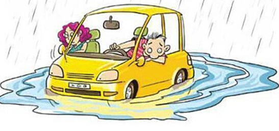  人保车险|新能源汽车遇到暴雨和积水怎么办？